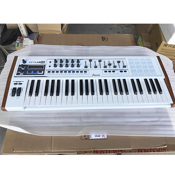 【限定2台】Arturia(アートリア) / KEYLAB 49 【ソフトシンセ ANALOG LAB付属】 - 49鍵MIDIキーボード -【美品/アウトレット品/メーカー保証付】