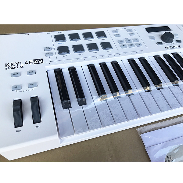 【限定2台】Arturia(アートリア) / KeyLab Essential 49 -49鍵MIDIキーボード - 【Analog Lab・Ableton Live Lite付属】【美品/アウトレット品/メーカー保証付】