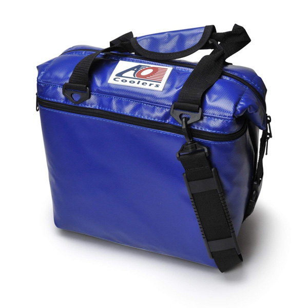 AO Coolers / Water-Resistant Vinyl Soft Cooler (ロイヤルブルー / 48パック) ビニールソフトクーラー - クーラーボックス -