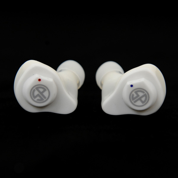 Sym Proceed / SP-IEM7 FitEarとコラボした2ウェイ・4BA インナーイヤー型モニターイヤホン 1大特典セット