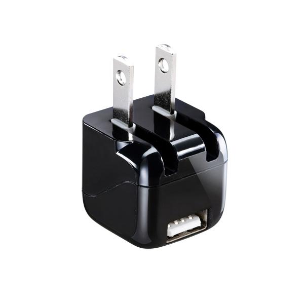 サンワサプライ / ACA-IP32BKN - 超小型USB充電器 -