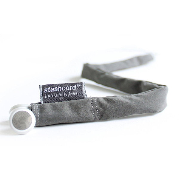 Stashcord(スタッシュコード) / The Smart Fabric Sleeve - イヤホン用絡まり防止スリーブ -(Charcoal)